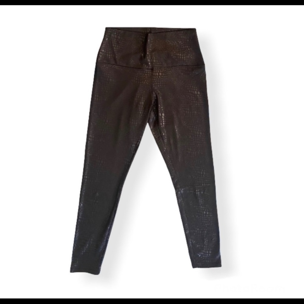 Black Leggings Small leather design Size Small
